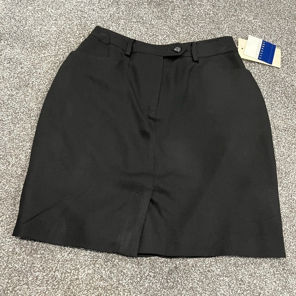 Liz Claiborne mini skirt - Picture 1 of 5